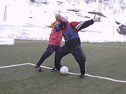 V&aring;te skihansker over ansiktet er ikke godt